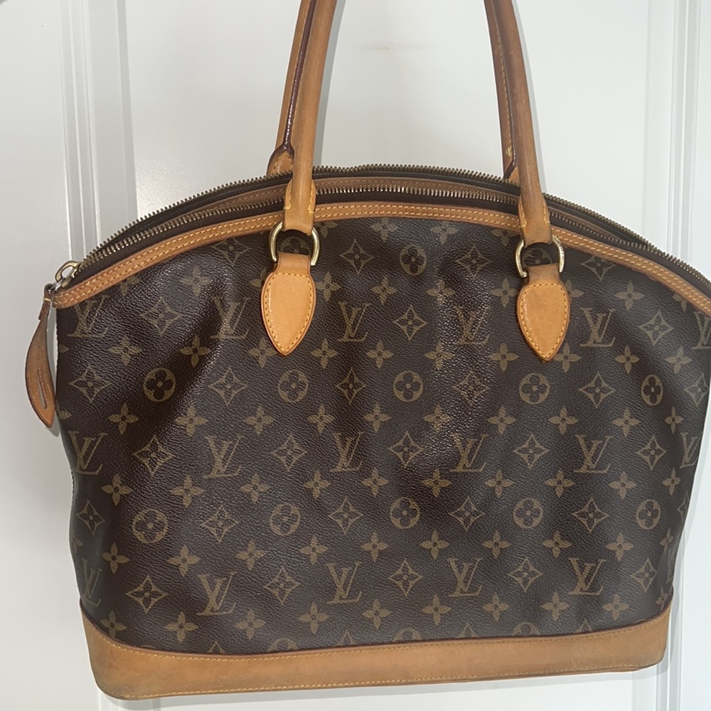 Authentic Louis Vuitton Lock It Horizontal Shoulder Bag LV Monogram Brown Tan - Picture 12 of 17
